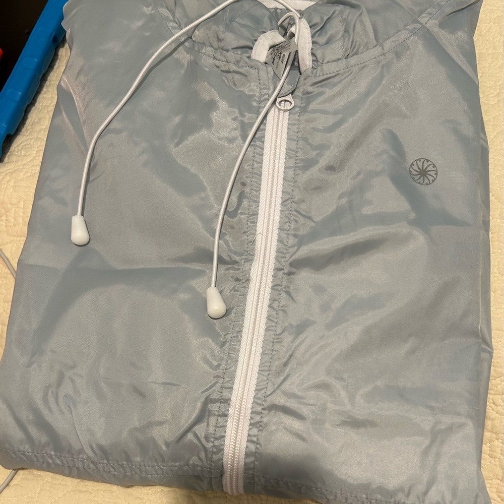 Windbreaker gray waterproof size 24,26